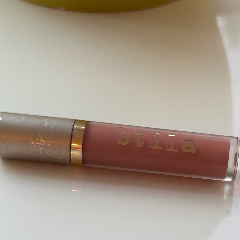 Stila “Bellini” Lip Gloss